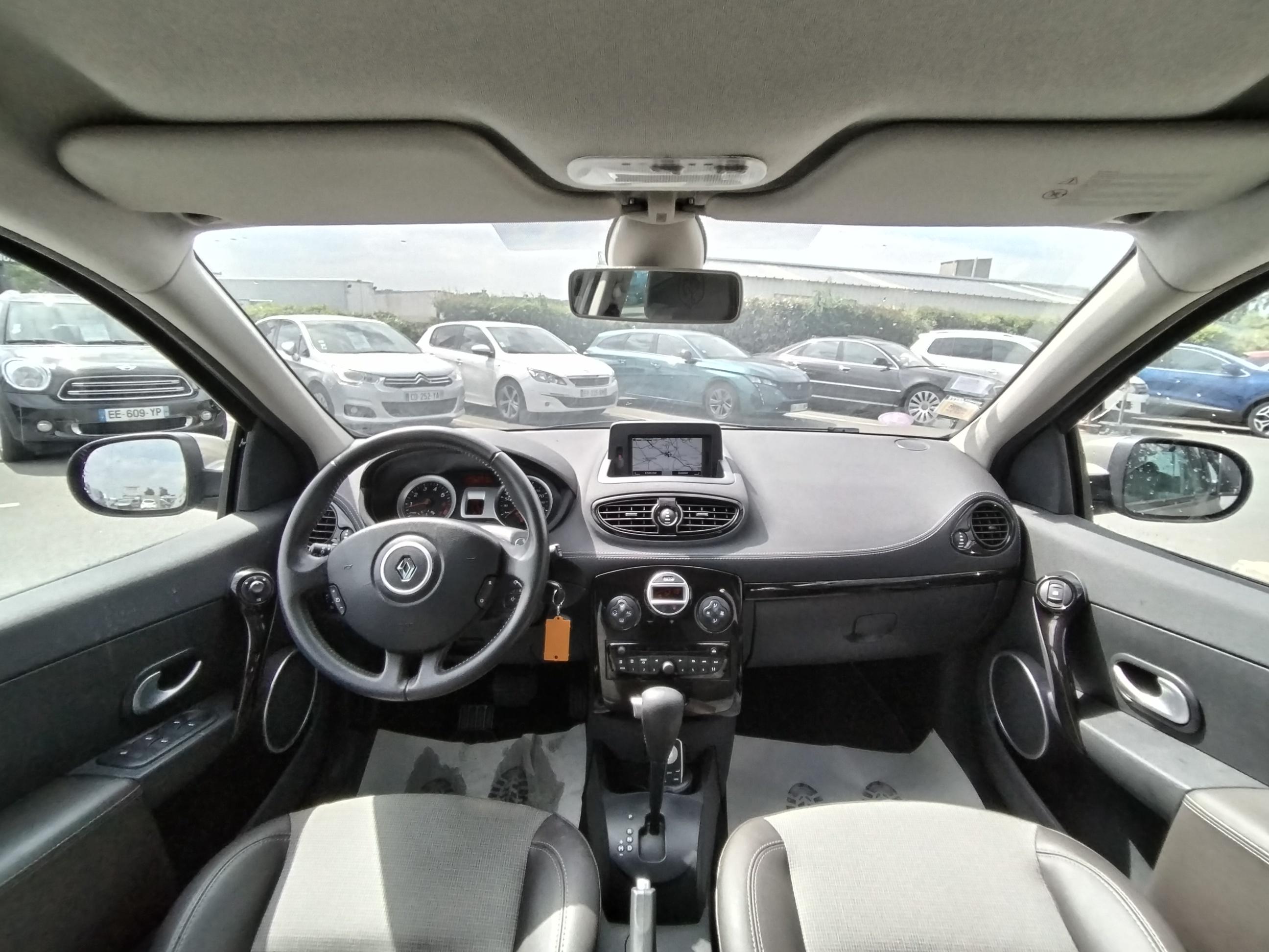 RENAULT  CLIO III